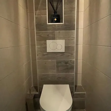 Apartment 4-star Beachfront Appartment- Sea View